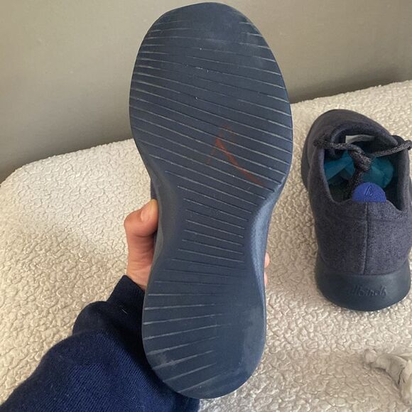 Allbirds wool runners Size 7 - Picture 5 of 8